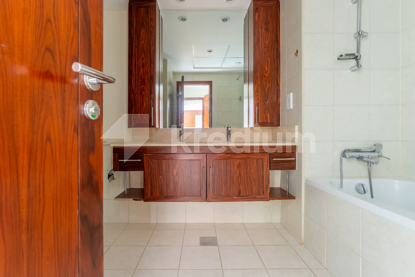 Residences Towe 8-27_68c005e195c8a.webp